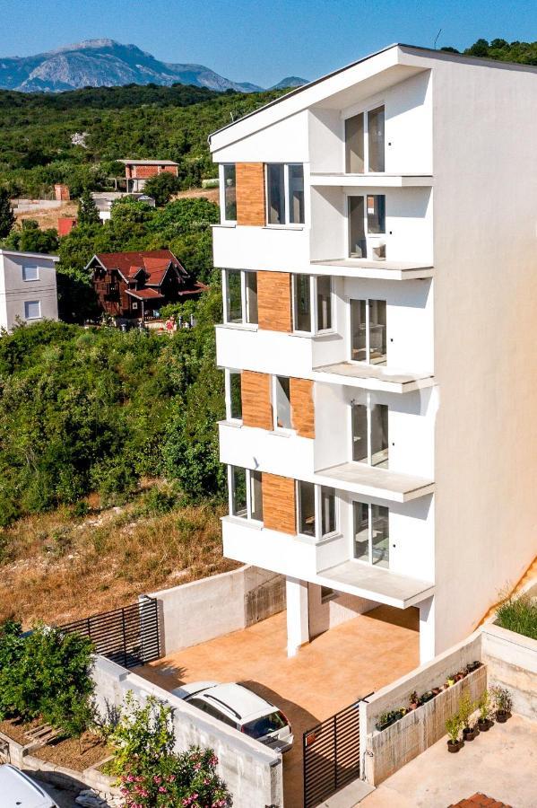 Apartmán Magic Box Utjeha Exteriér fotografie